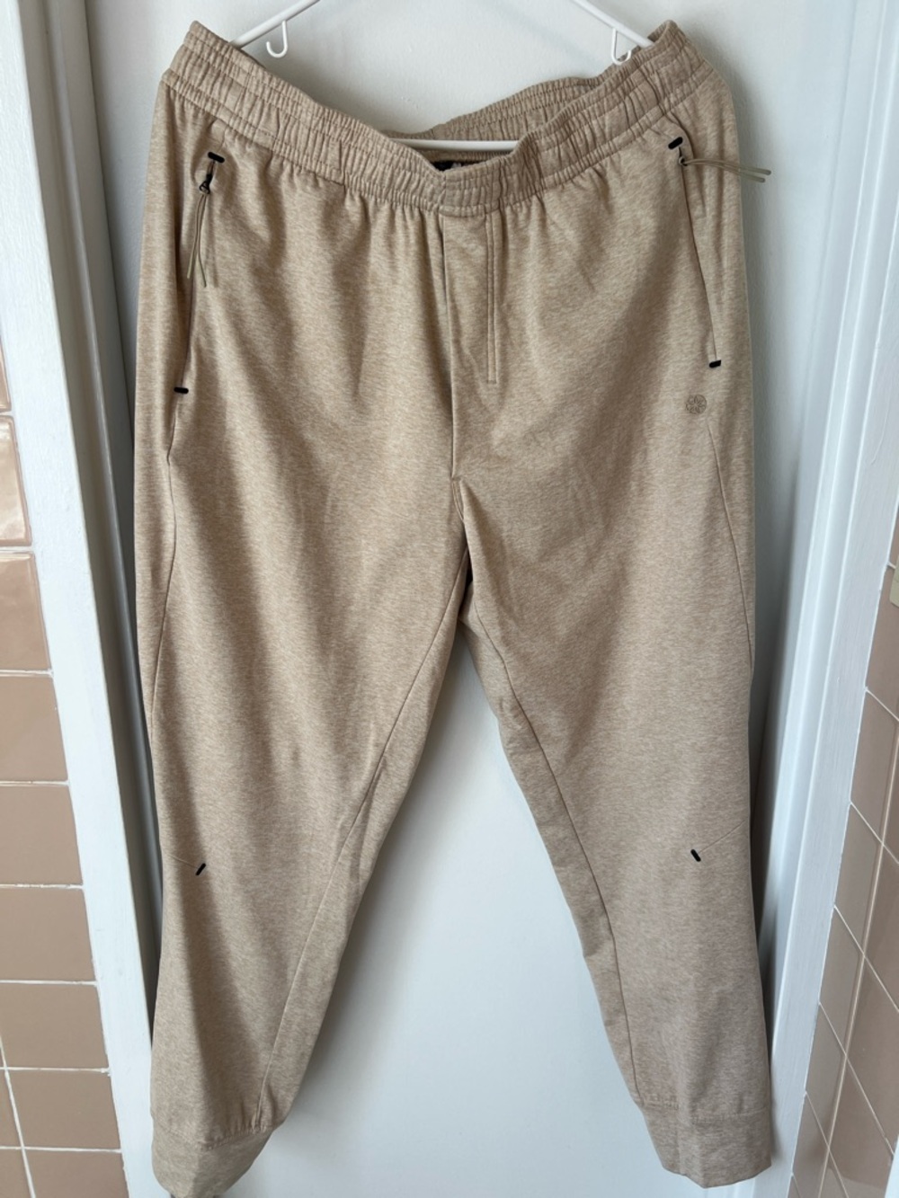 GAIAM Men's Tan Jogger Sweatpants